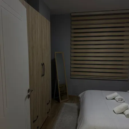 Golden 2 Appartement Kamez